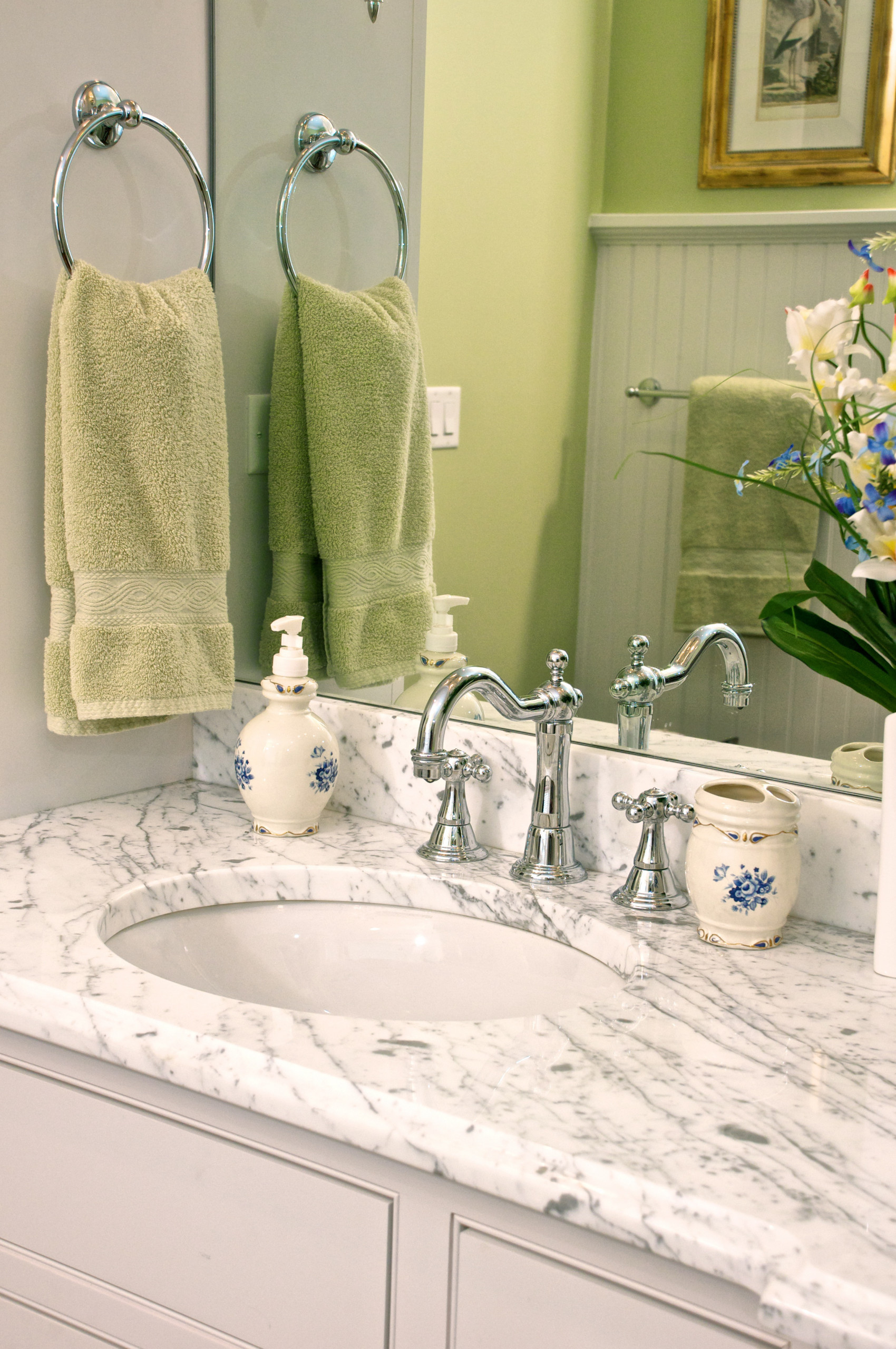 bathroom white
