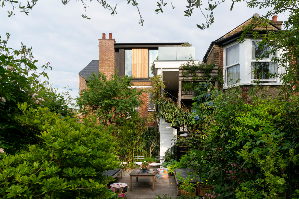 Réalisation d'une terrasse design.