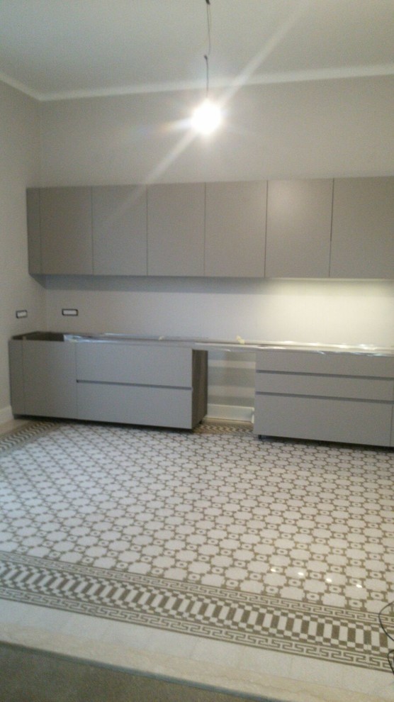 Pannelli paraschizzi in vetro laccato Lacobel per cucine