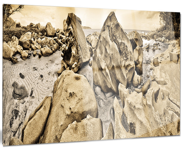 Designart Rocky Praslin Seychelles Panorama Landscape Large Metal Wall Art Disc of 23 23 H x 23 W x 1 D 1P Blue//White