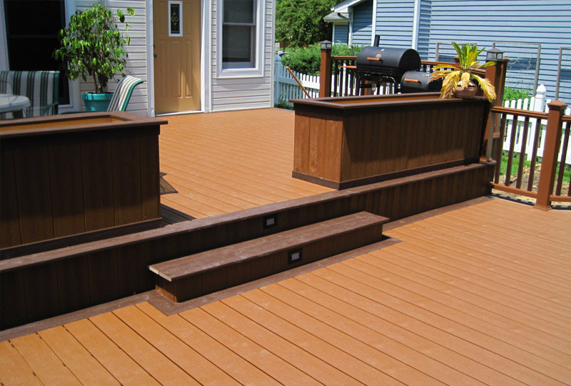 Deck - mid-sized rustic backyard deck idea in Chicago