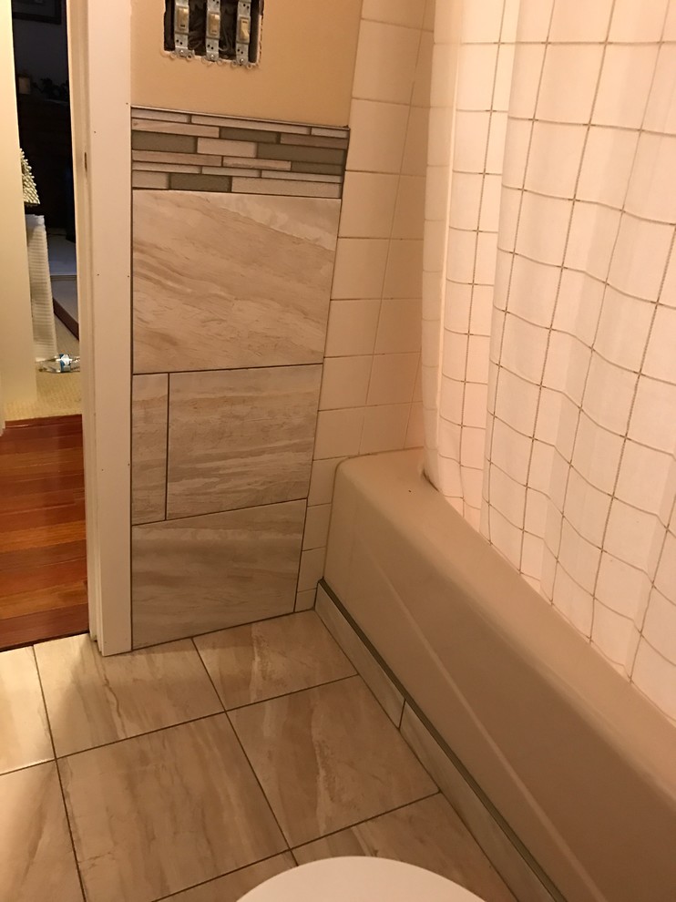 Transitional home design photo in Seattle