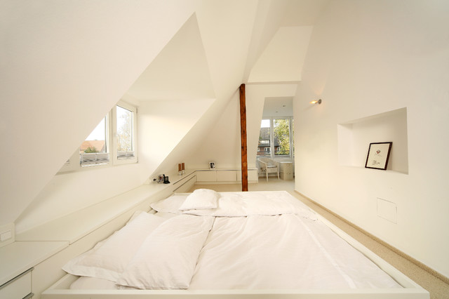 Schlafzimmer unter dem Dach contemporaneo-camera-da-letto