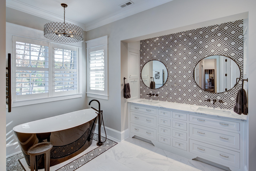 Transitional home design photo in DC Metro