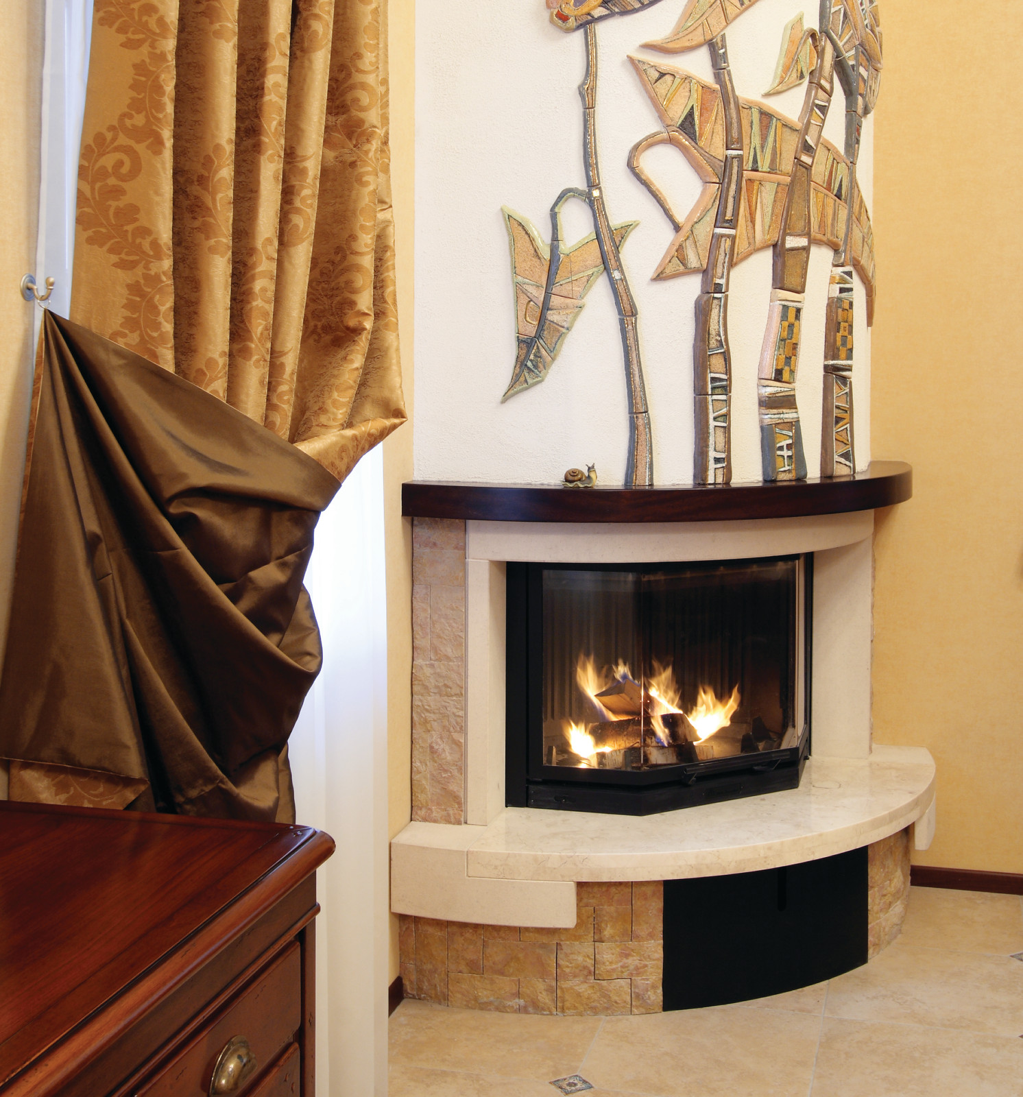 Отделка камина «Листья»