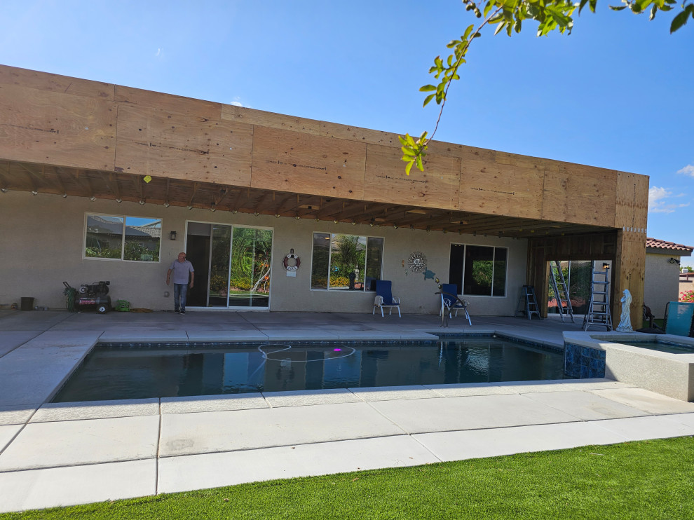 BARNETT PATIO