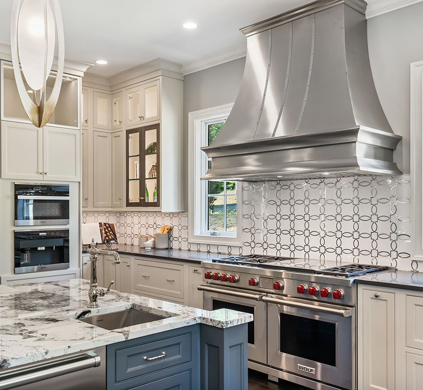 Kitchen - transitional kitchen idea