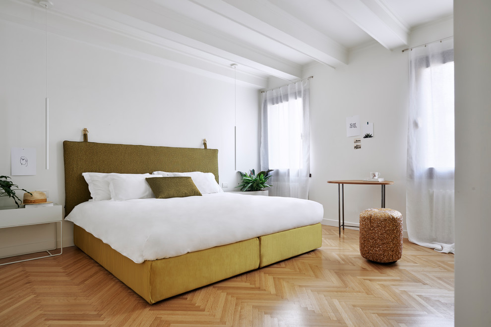 Bedroom - bedroom idea in Venice