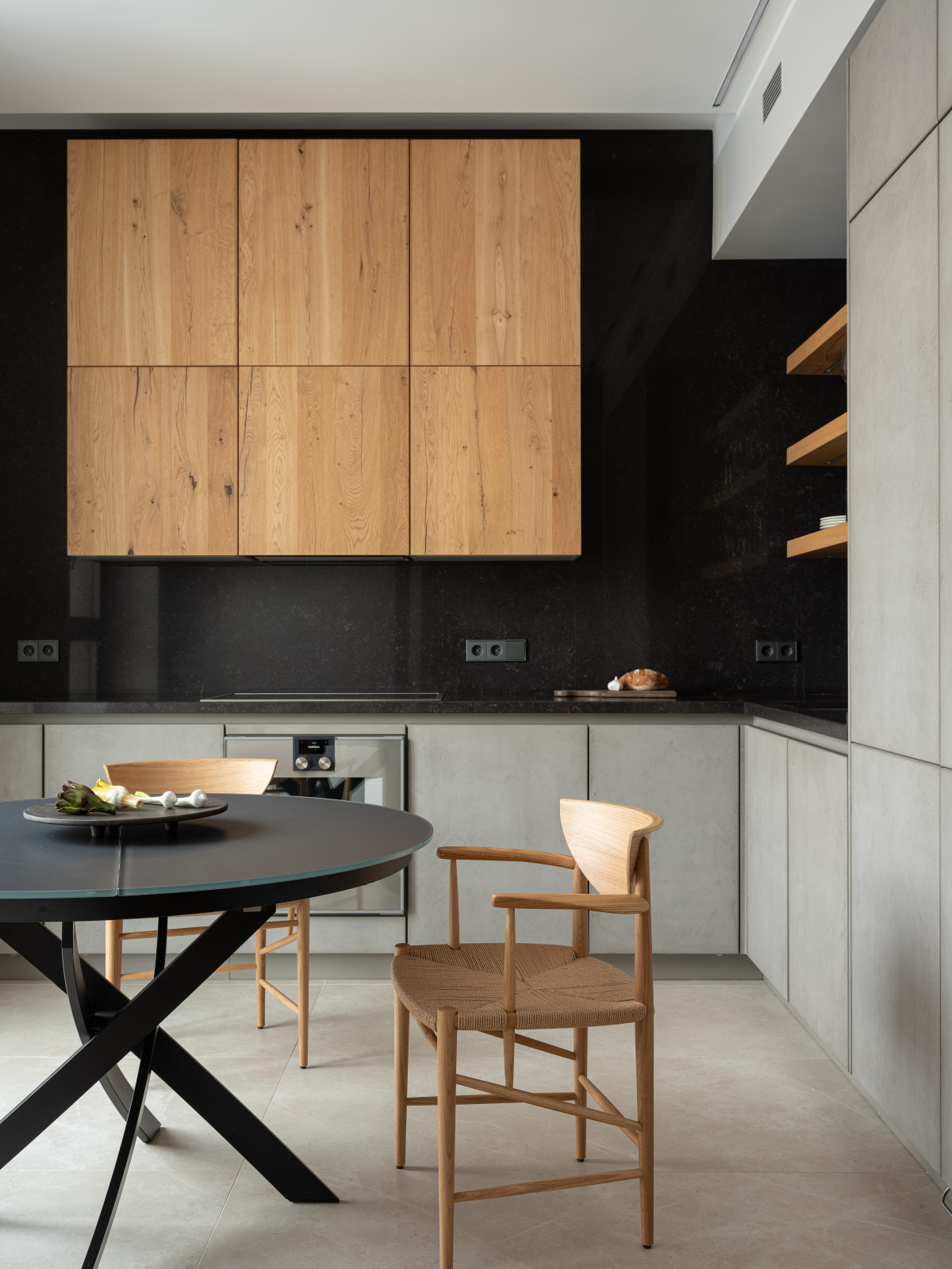 Минималистичная квартира в Москве 117 кв. м