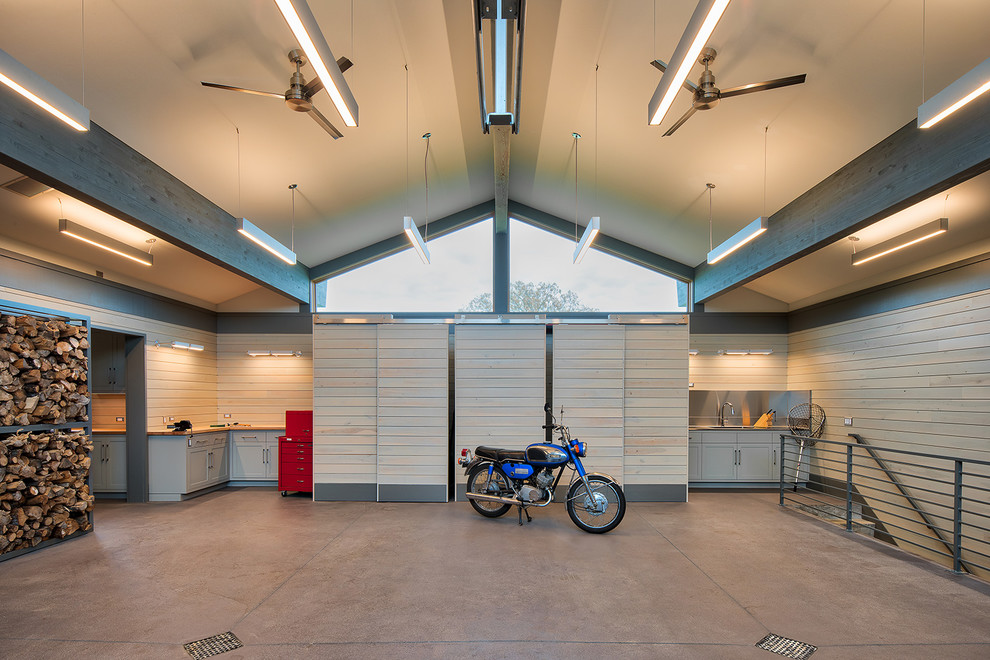 Modern garage in Minneapolis.