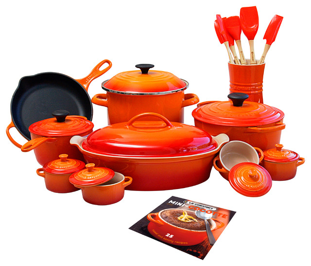 Le Creuset 24 Piece Starter Cookware Set With French Oven Traditional