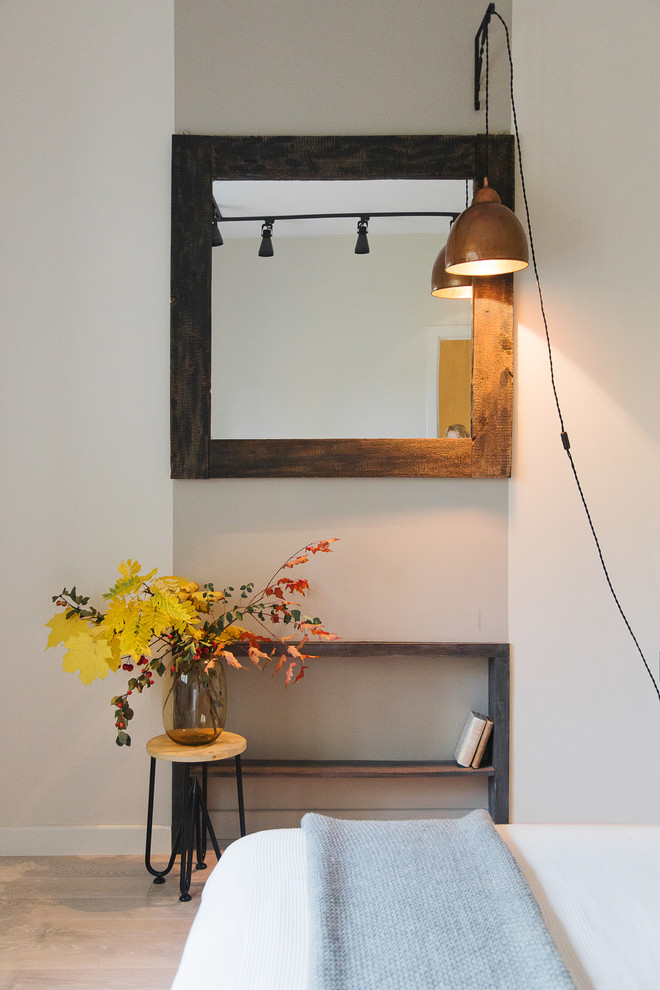 Тёплая осень на Фрунзенской набережной