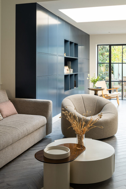 Chiswick House contemporary-vardagsrum
