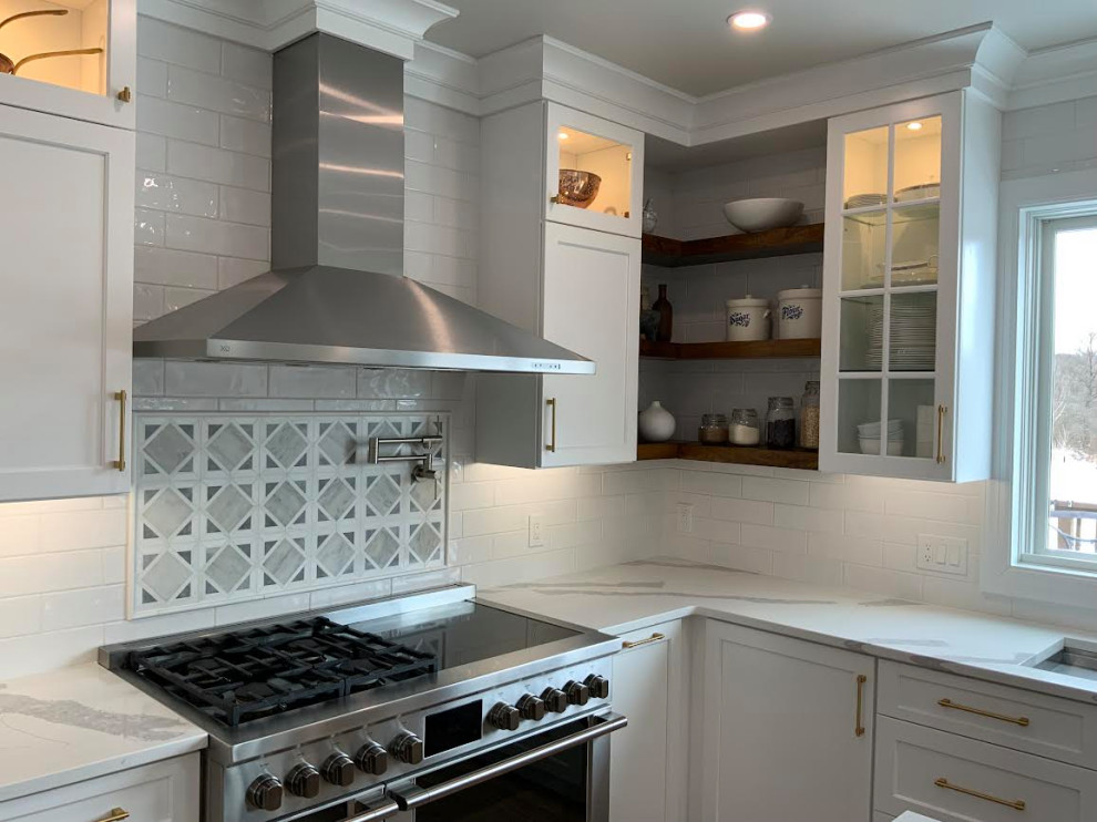 Kitchen/Butlers pantry