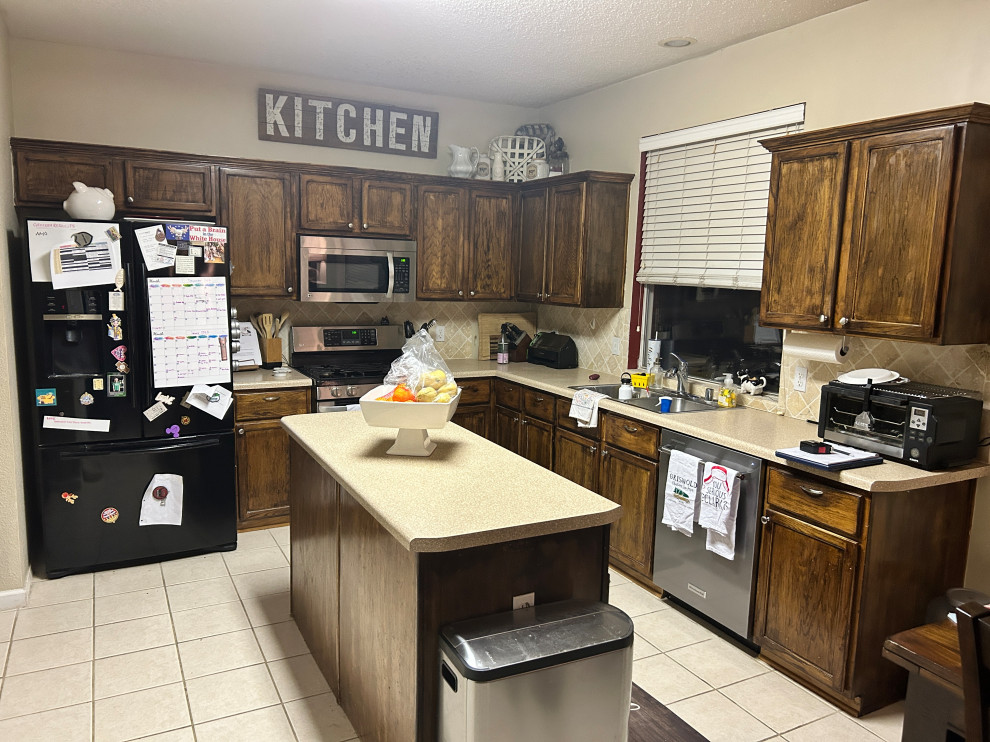 Kitchen Remodel & Stained Cabinets