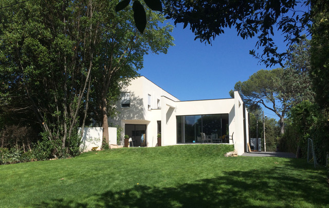 Extension villa Castelnau le lez contemporary-exterior