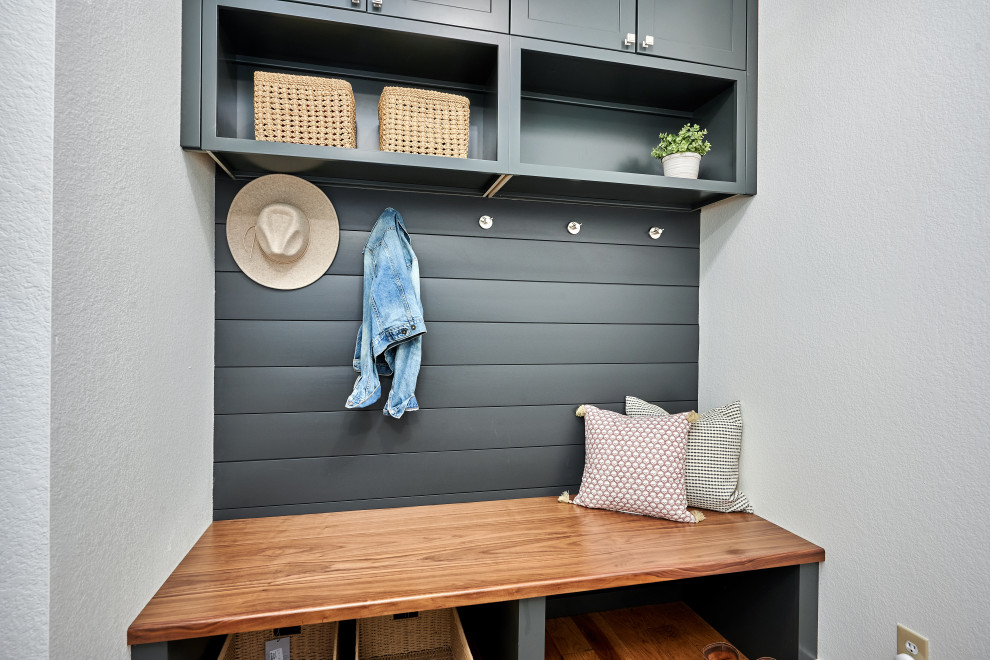 Transitional home design photo in Denver