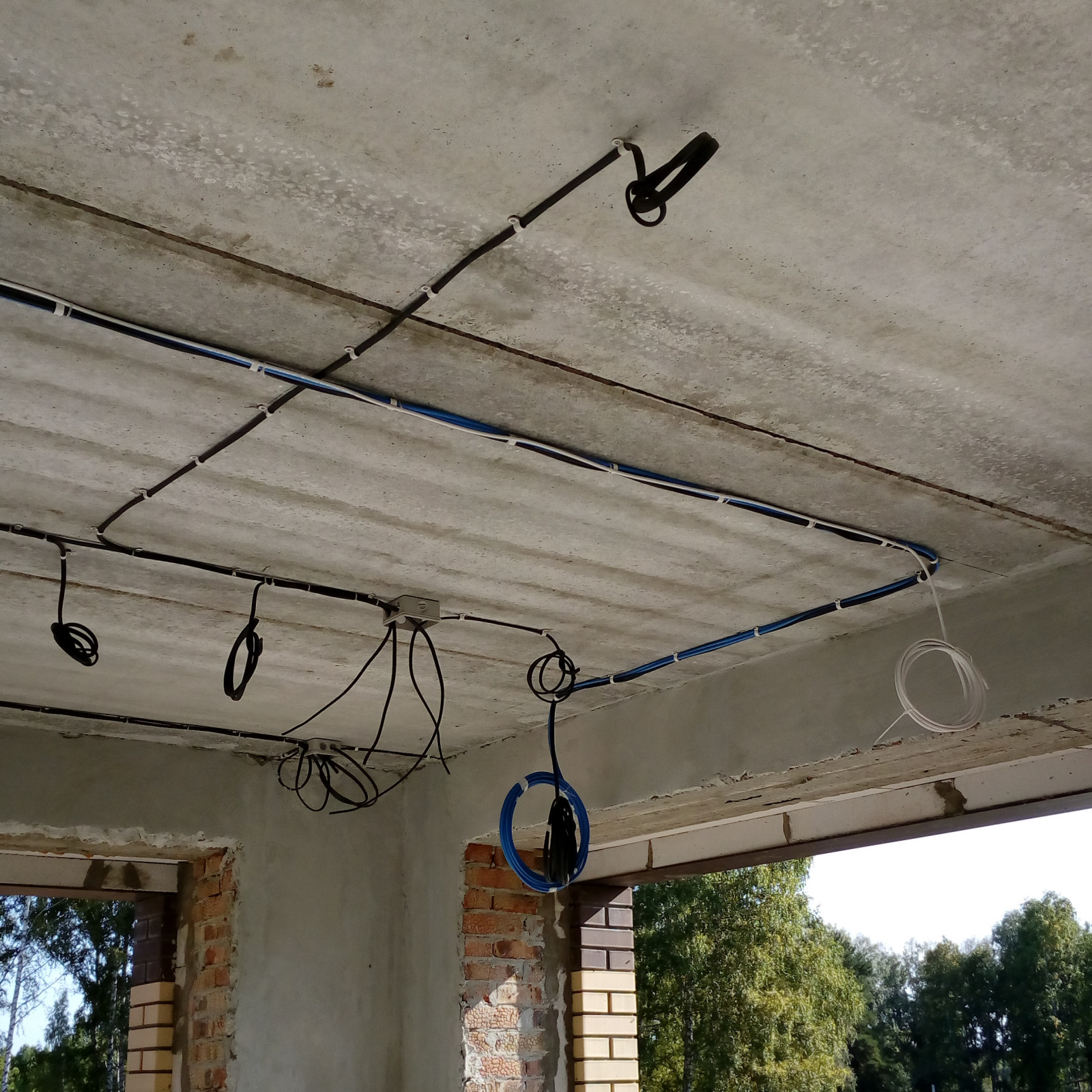 Электромонтаж, монтаж АСУ ТП, КИПиА, СКС, проектные работы в частном доме