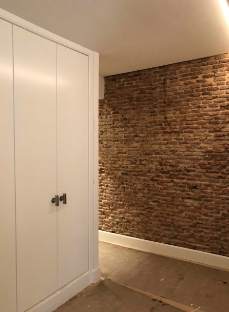 Val&aacute;zquez transitional-hall