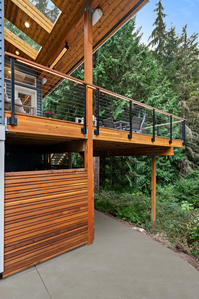 This is an example of a midcentury terrace in Seattle.