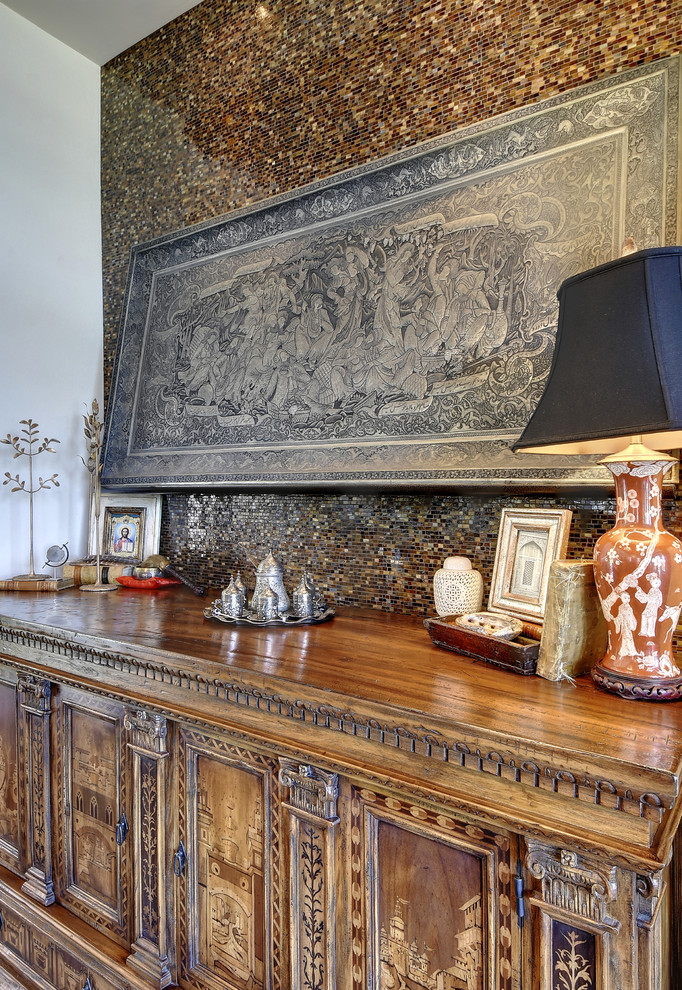 Home design - transitional home design idea in Austin