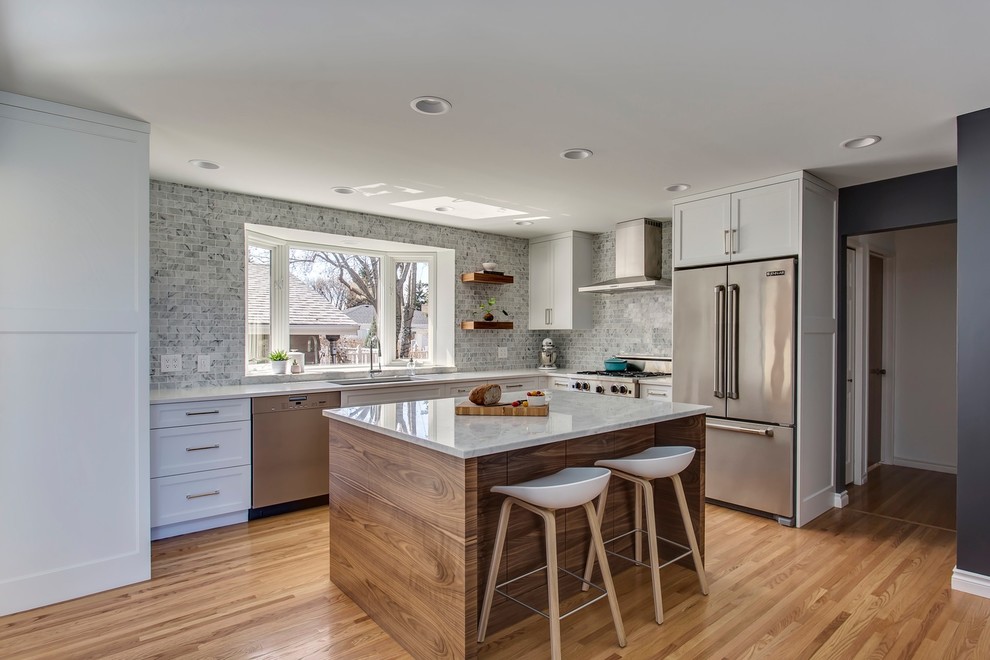 Inspiration for a transitional kitchen remodel in Calgary