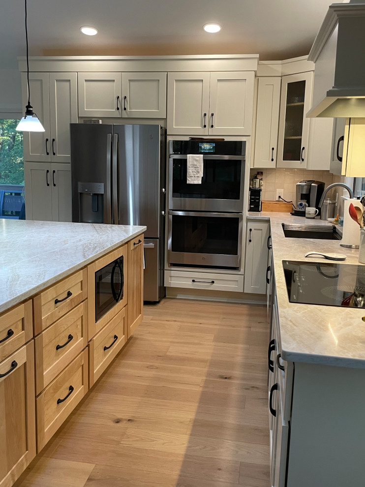 LAKE MONTICELLO KITCHEN REMODEL