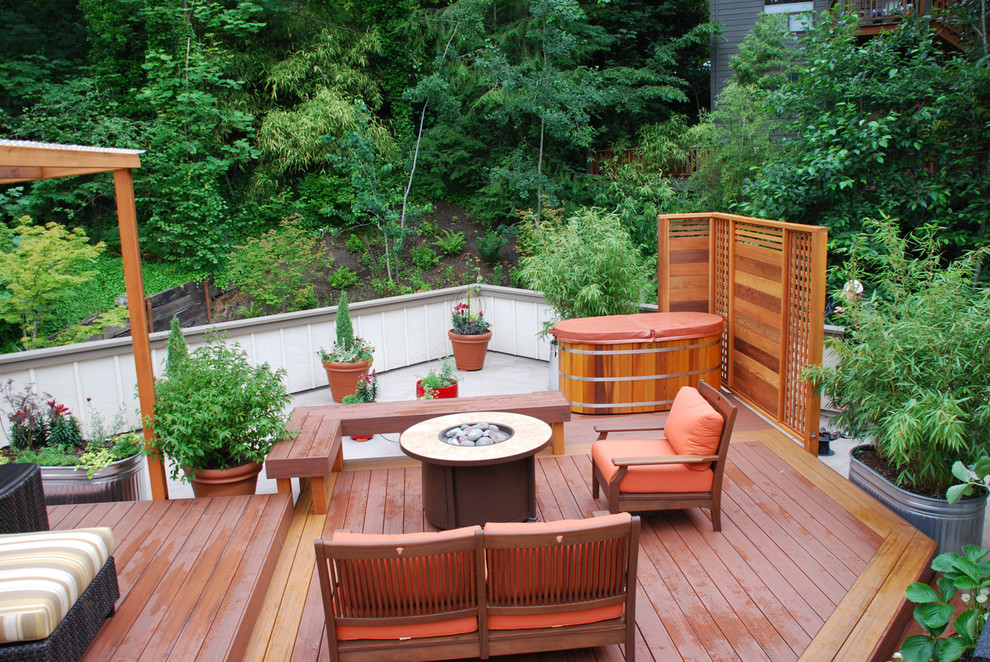 This is an example of a traditional rooftop deck in Portland.