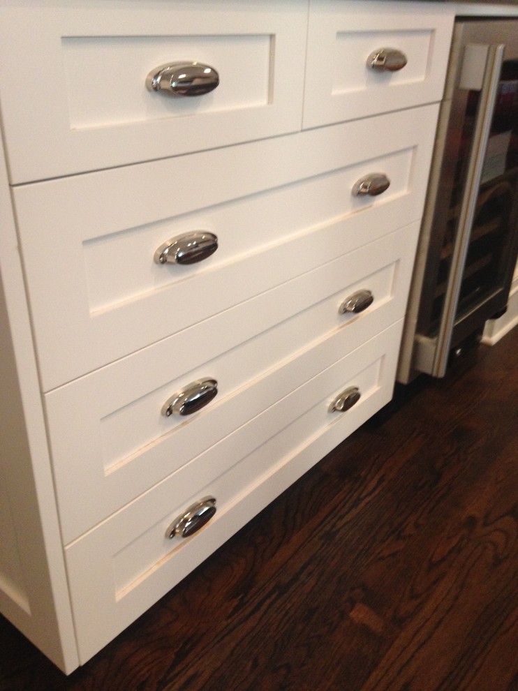 Transitional home design photo in Atlanta