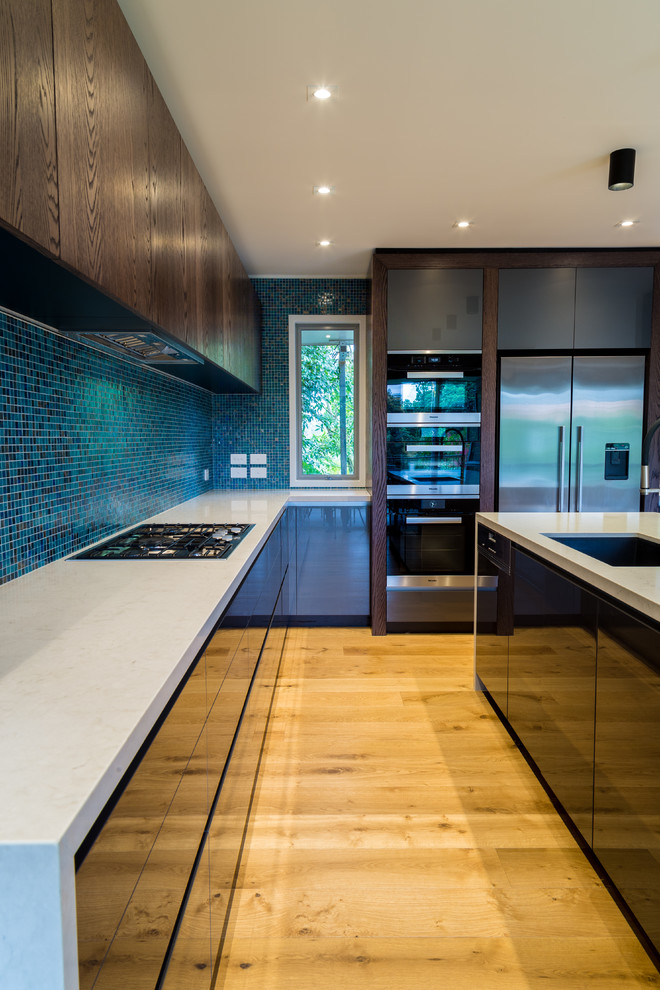 Photo of a modern kitchen in Auckland.