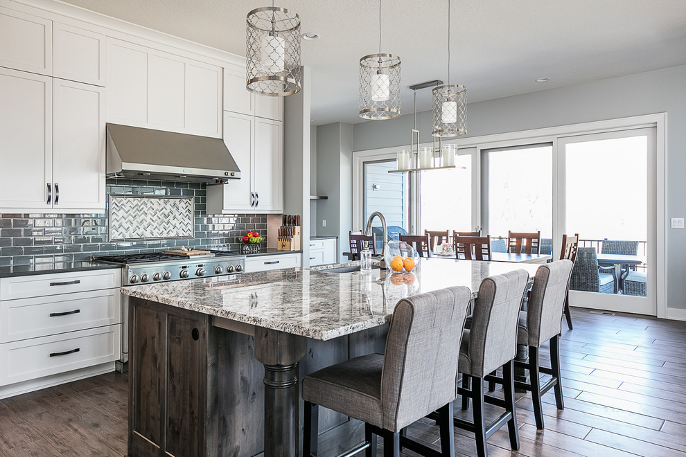 Home design - transitional home design idea