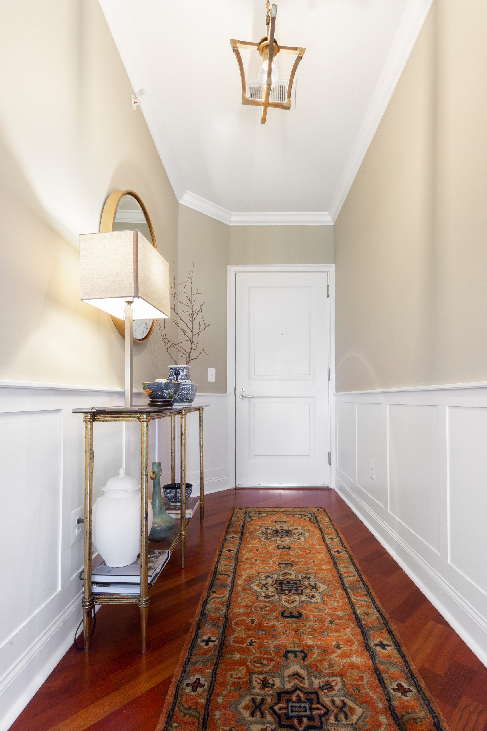 Entryway - entryway idea in Philadelphia
