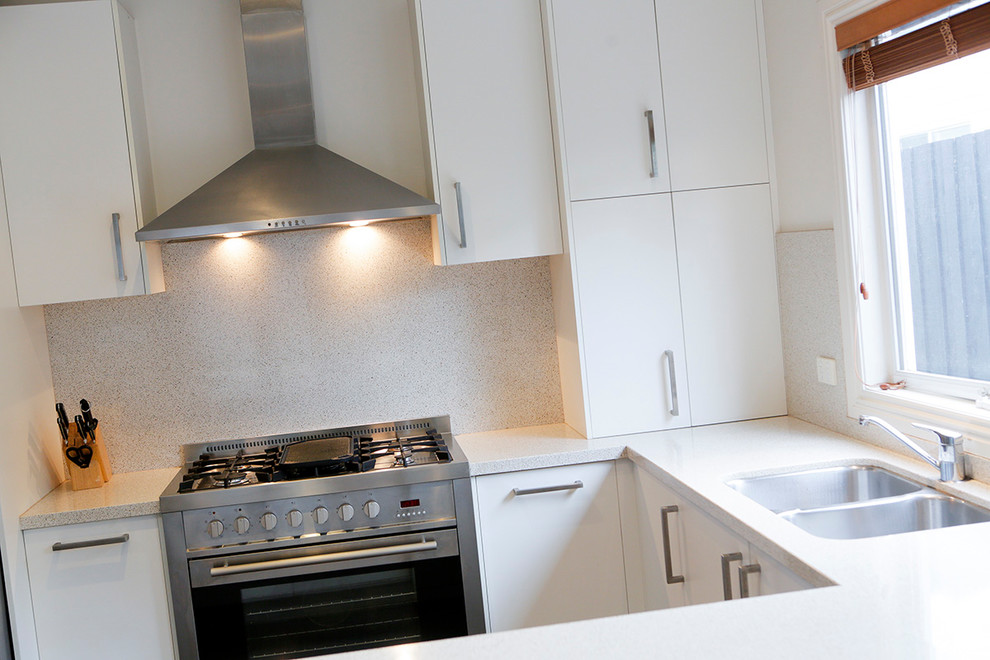 Photo of a small scandinavian kitchen in Melbourne.