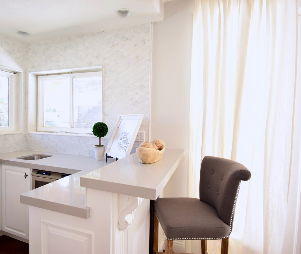 Inspiration for a transitional home design remodel in Orange County