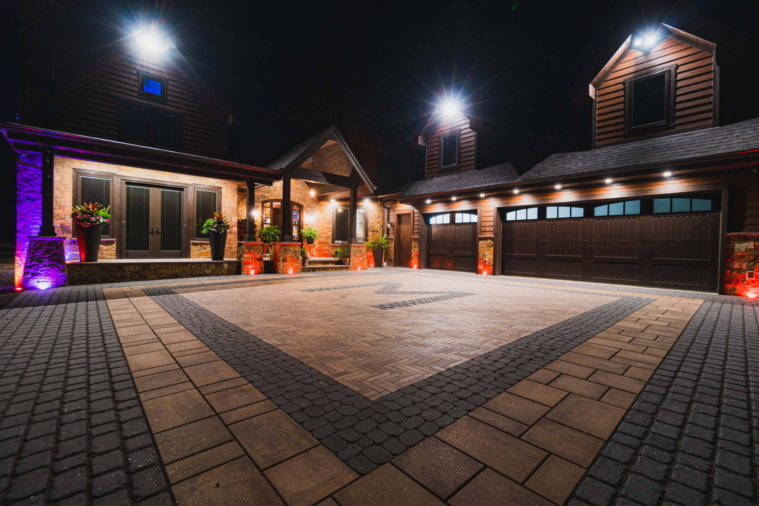Award Winning Driveway Courtyard