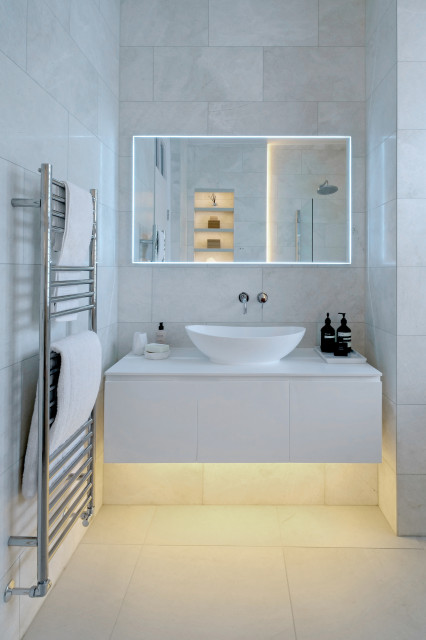 Paddington Renovation modern-badezimmer