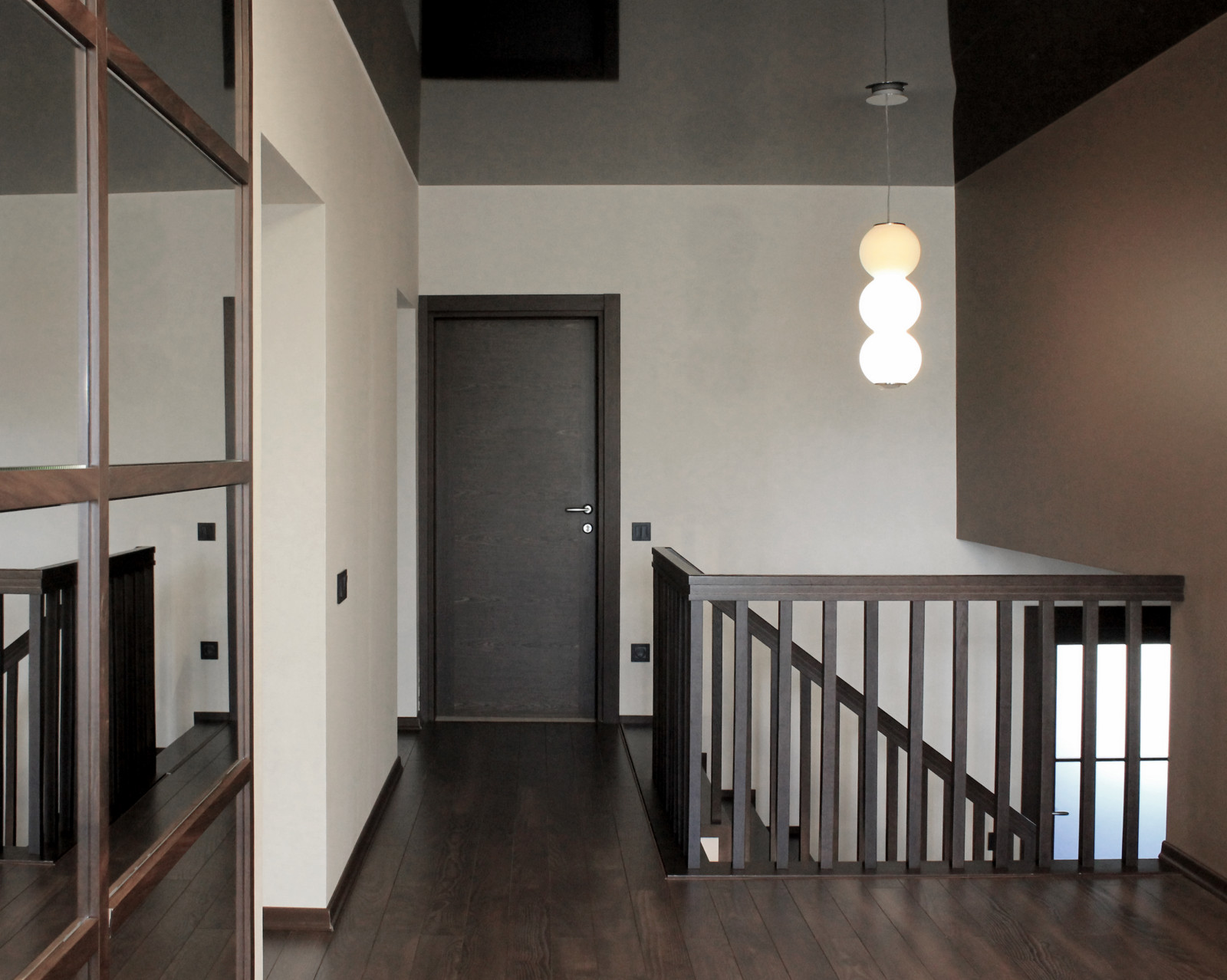 Холл перед спальнями