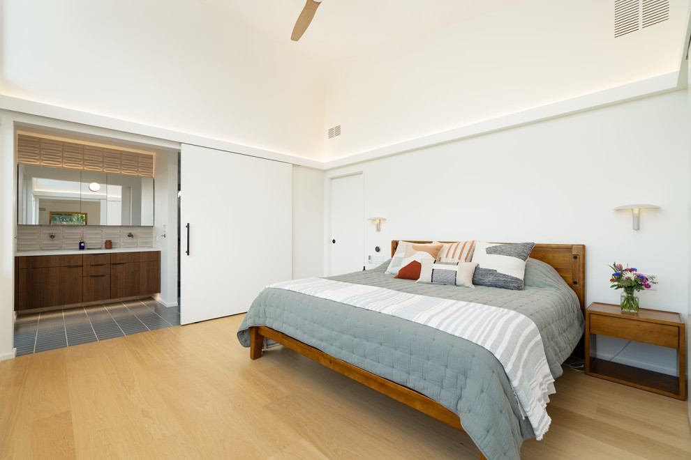 Oakland Hills Modern Addition | White Oak + Architectural Windows