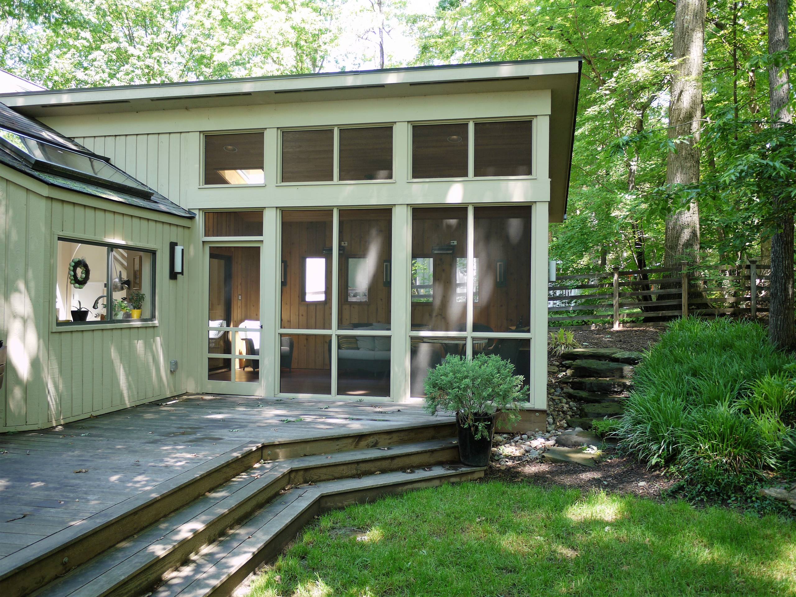 Reston Screened Porch