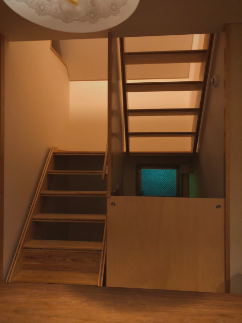 清瀬の家 japones-escalera