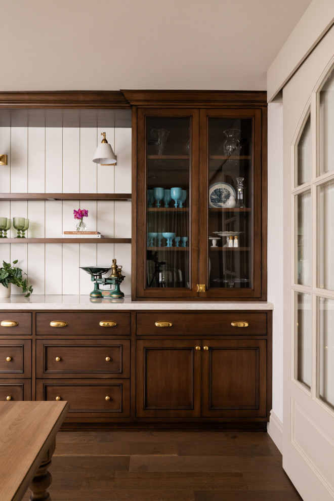 Inspiration for a transitional home design remodel in Orange County