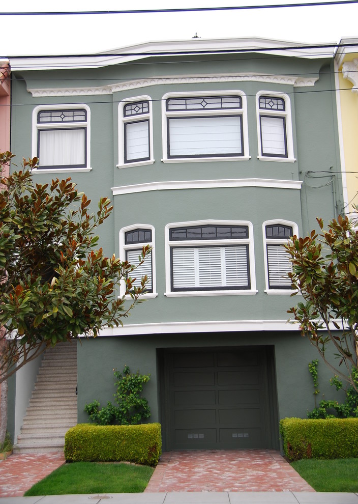 Design ideas for a traditional two-storey grey exterior in San Francisco with a flat roof.