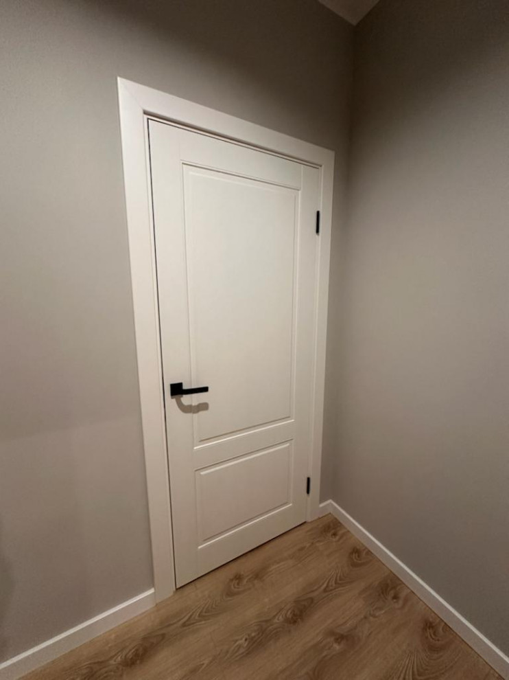 двери в загородном коттедже