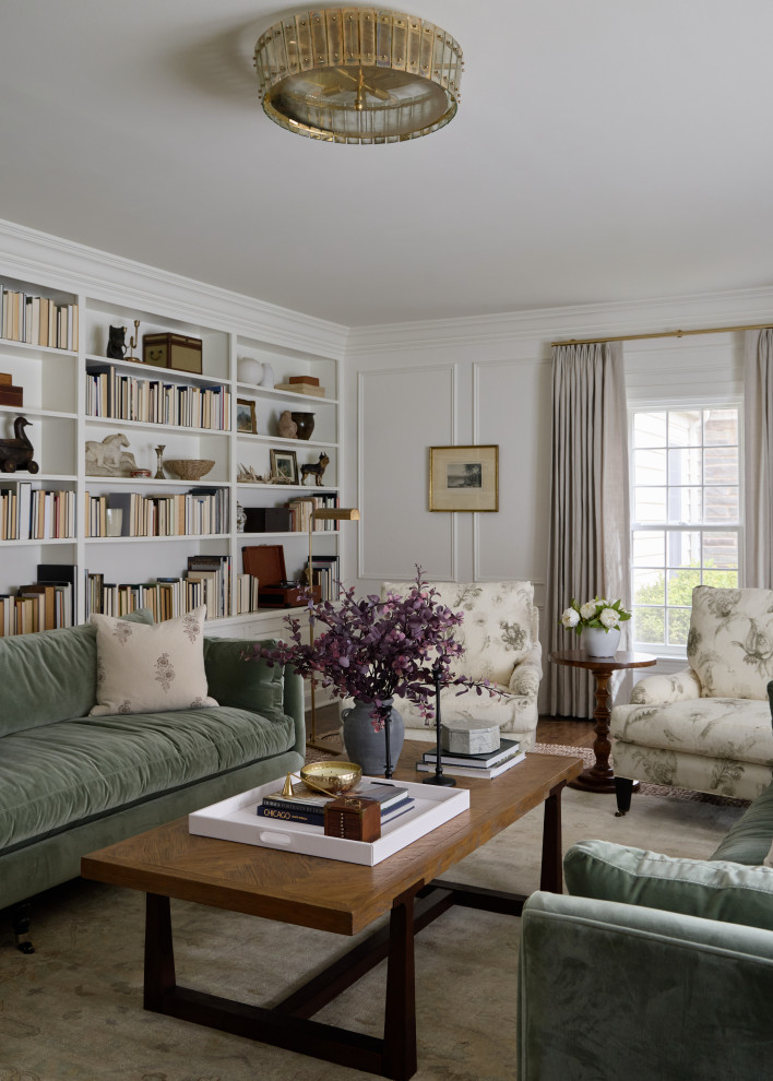 Living room - traditional living room idea in Chicago