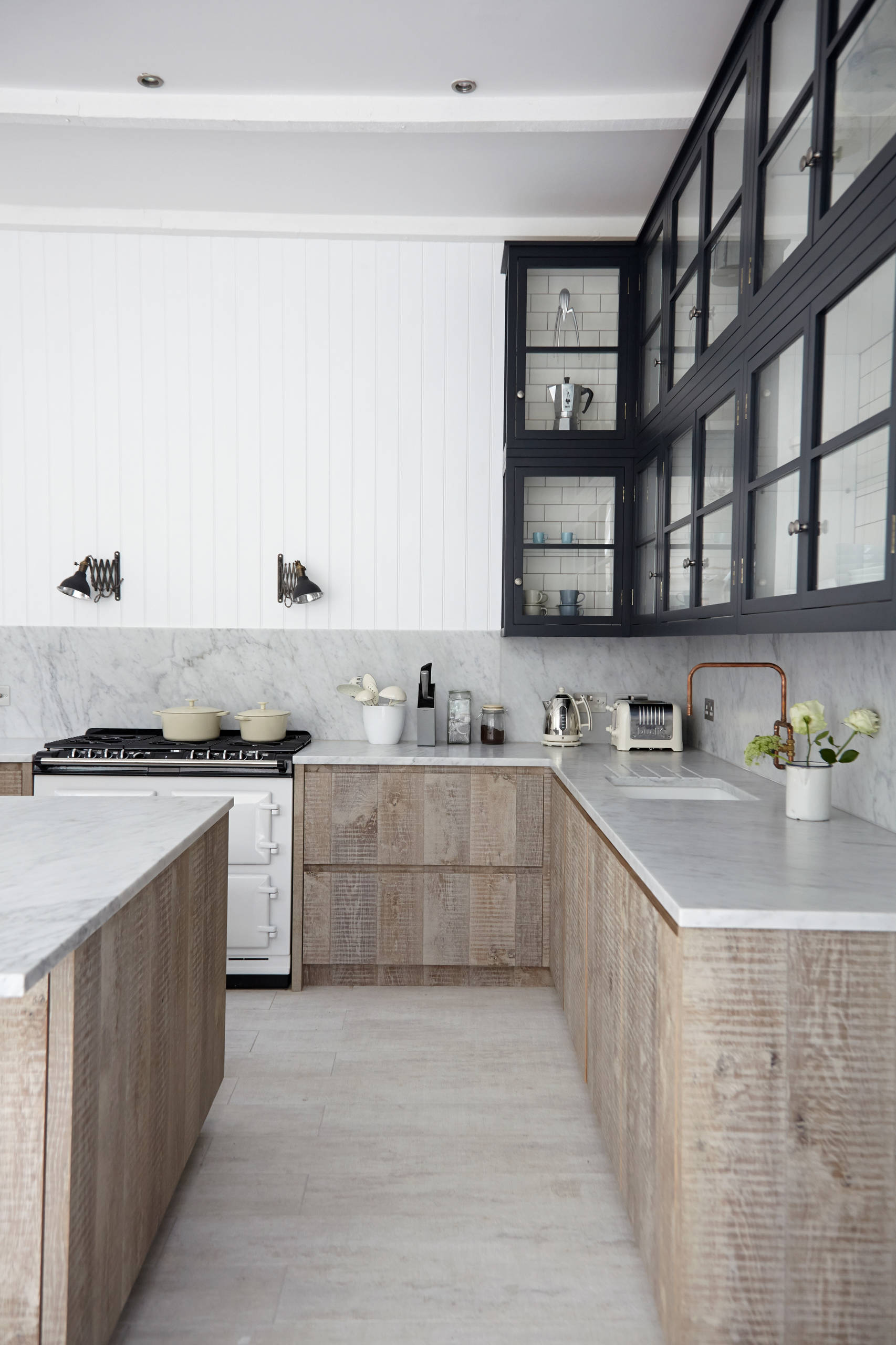 Best of Houzz: How to Choose Handles for Your Kitchen Cabinets - Amberth