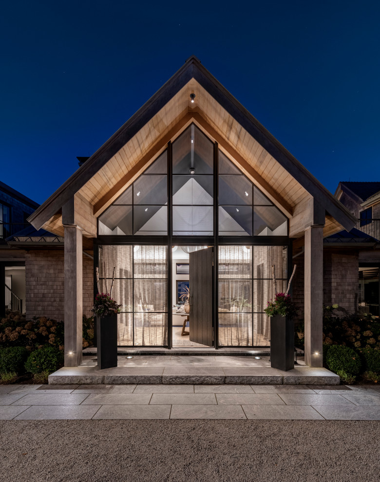 Transitional home design photo in Boston