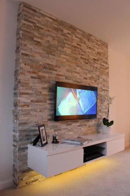 Split Face Feature TV Wall contemporary-vardagsrum