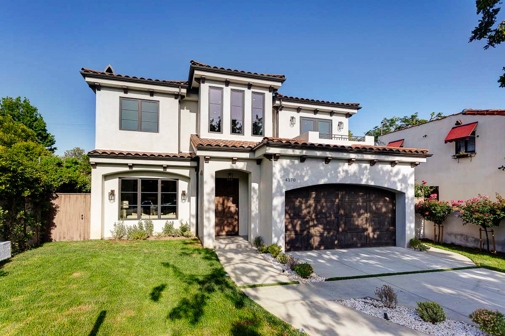 Студио Сити - Лос Анджелес. Дом и дизайн в средиземноморском стиле.