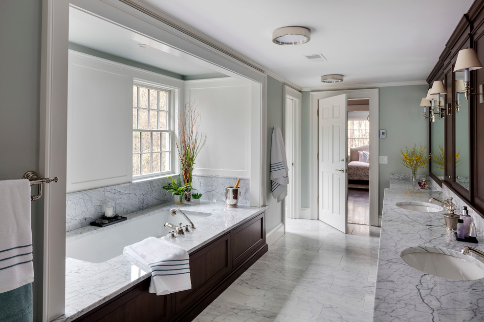 Photo of a transitional bathroom in Boston.