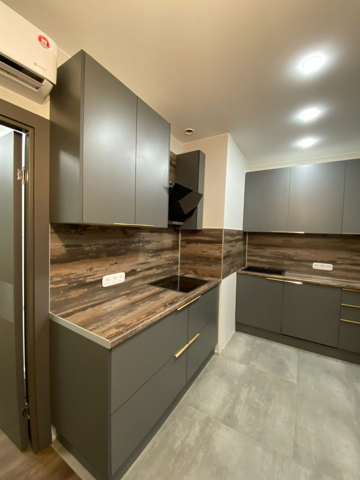 Кухня модерн с ручками